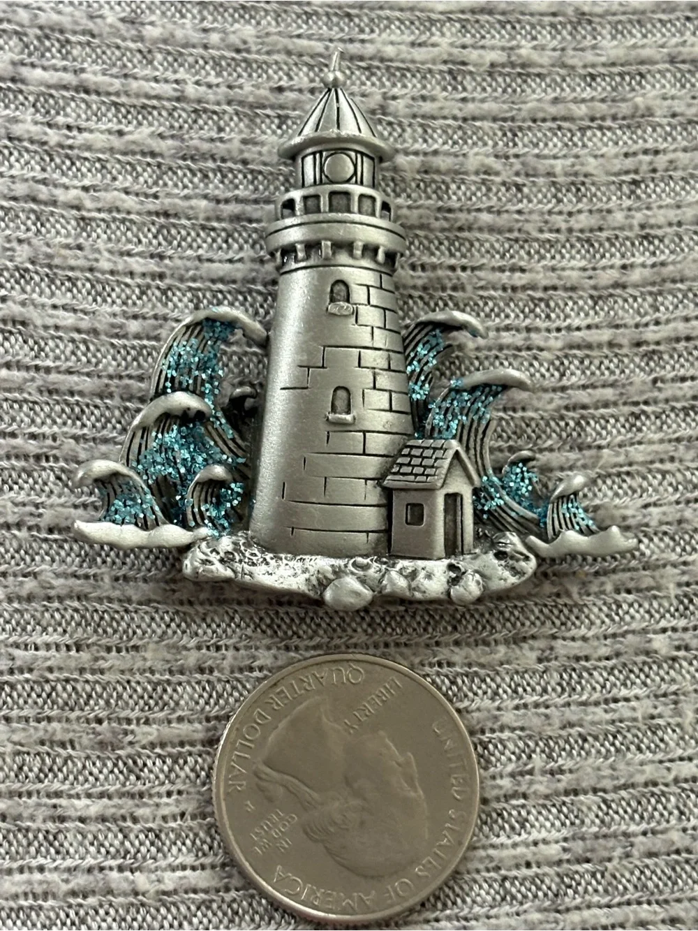 Vintage JJ signed silver tone lighthouse brooch w blue sparkly waves &small home